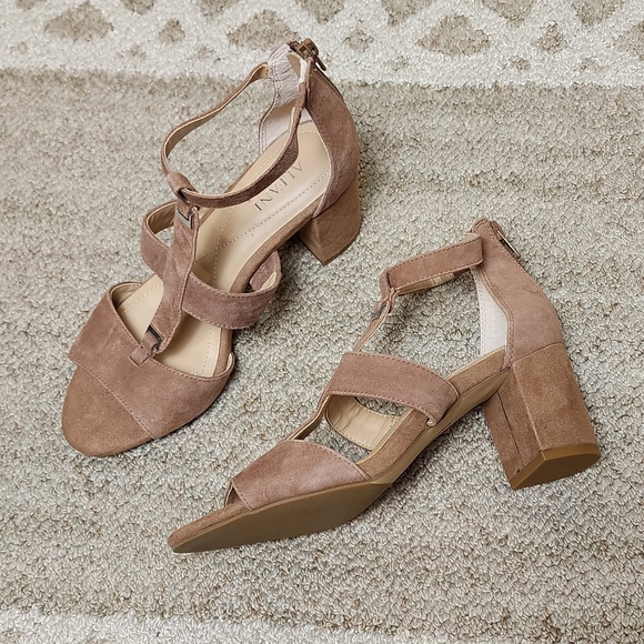 Alfani Shoes - Alfani Elianaa Step 'N Flex Suede Dress Sandals